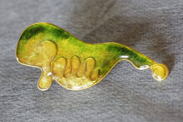 broche résine hippocampe