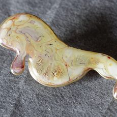 broche résine hippocampe 1