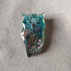broche résine hibou